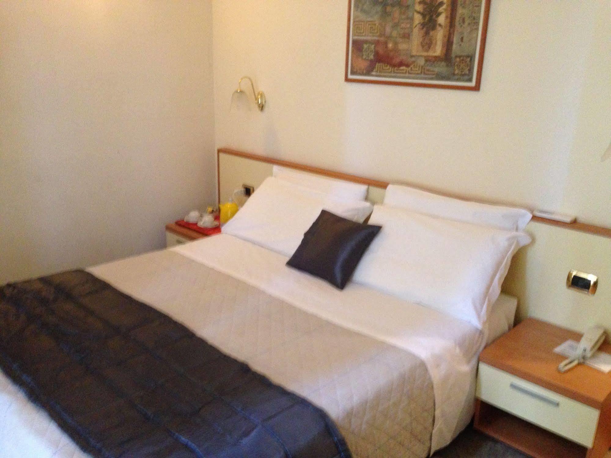 Hotel Angelica Флоренция Экстерьер фото